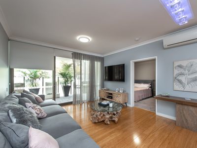 8/2 Dynevor Rise, Floreat