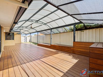 4 Lorna Cove, Tapping