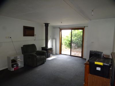 27 Bank Street, Avenel