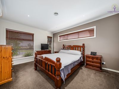 28 Spectacle Crescent, Point Cook