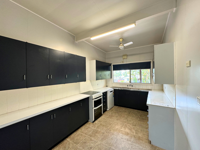 1 Cook Court, Moranbah