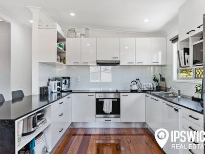 11 Pine Street, Flinders View