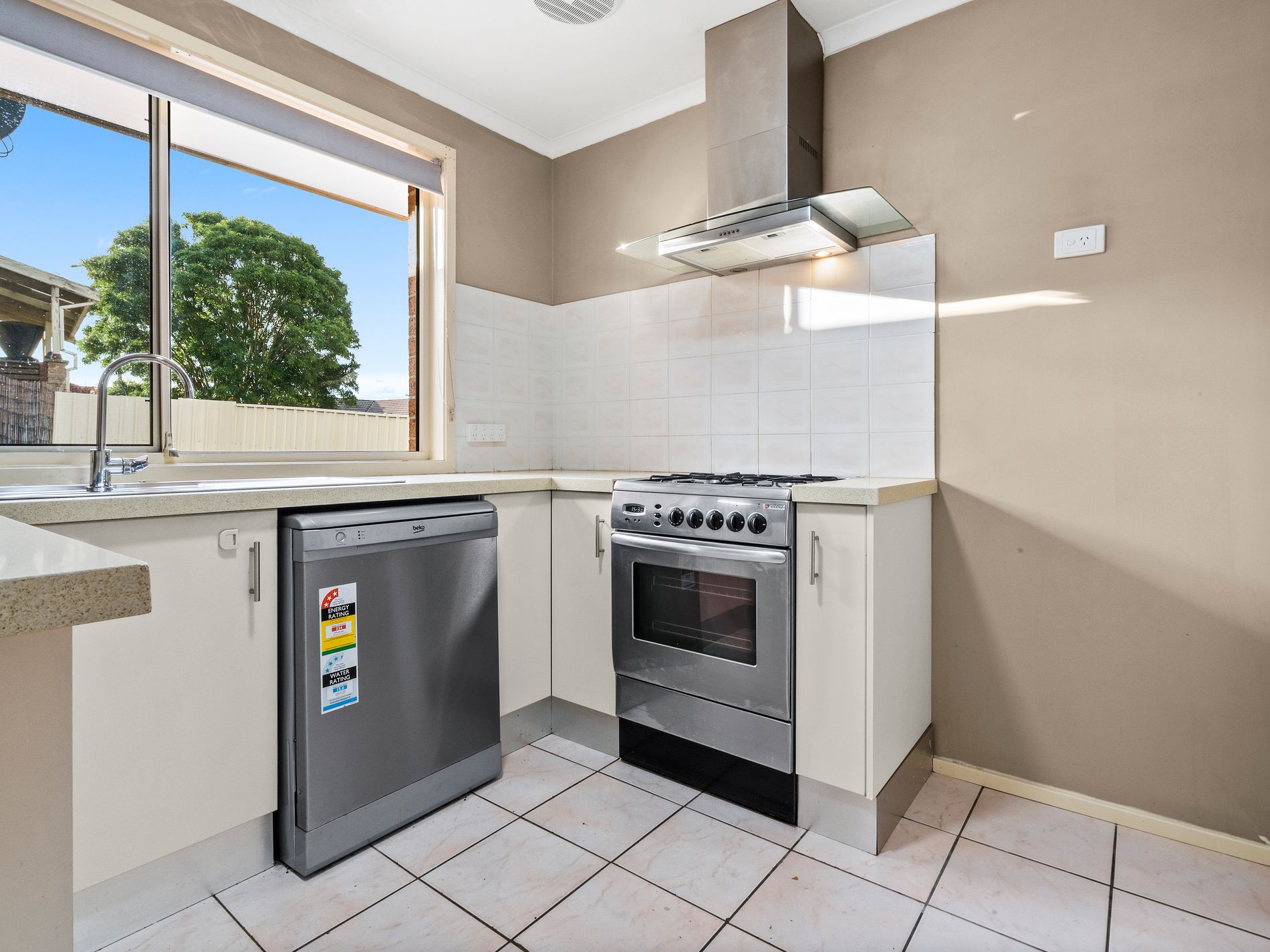 18 Hazelton Street, Albion Park