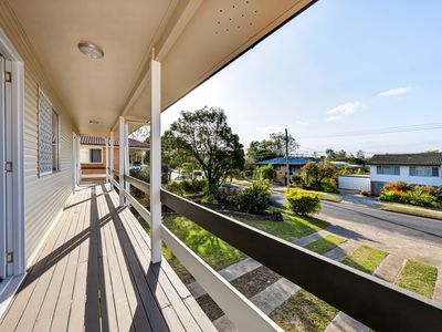 18 Satinay Street, Keperra