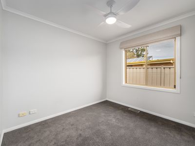 1 / 17 Dampier Avenue, Shepparton