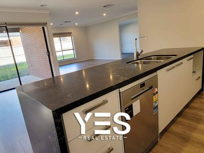 18 Patriot Boulevard, Clyde North