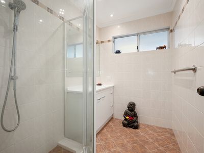 28 Lowanna Way, Armadale