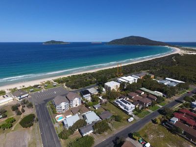 1 / 13-17 Beach Road, Hawks Nest
