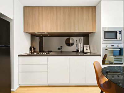 Level 5 / 6 Galloway Street, Mascot