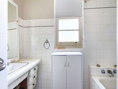 332 Northcliffe Drive, Lake Heights