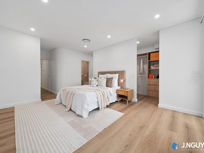 10a Foxlow Street, Canley Heights