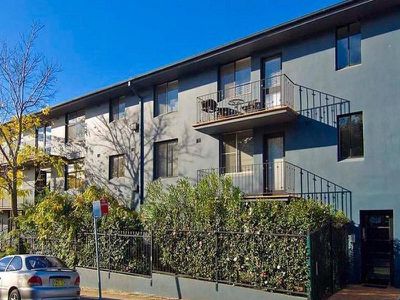 17 / 242 Darling Street, Balmain