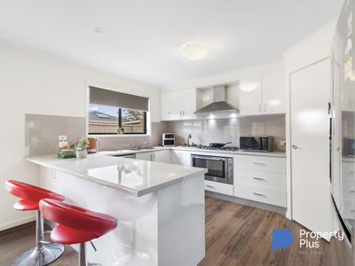 27 Elvey Drive, Kangaroo Flat