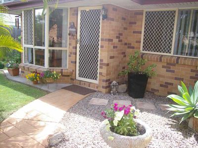4 / 19A Dudleigh Street, Booval
