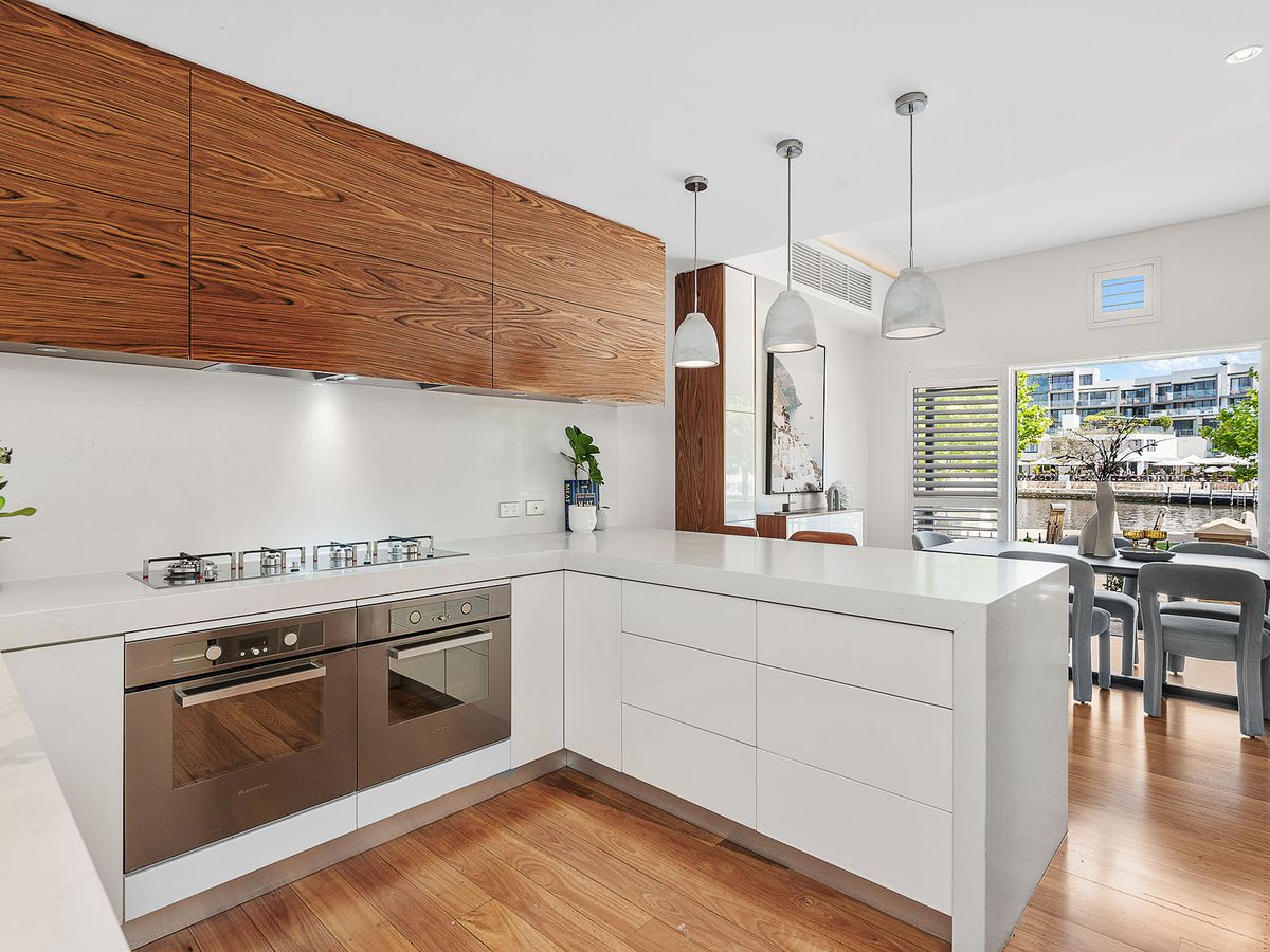 56 Henry Lawson Walk, East Perth