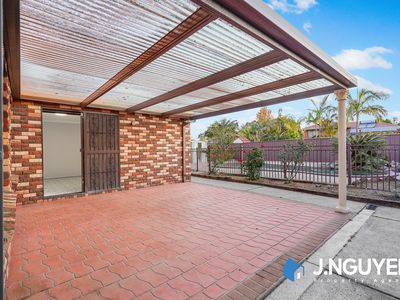 3 Drummoyne Crescent, St Johns Park