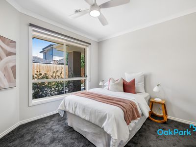 2 / 14 Bristol Road, Pascoe Vale