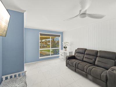 3 Moorhen Court, Eli Waters
