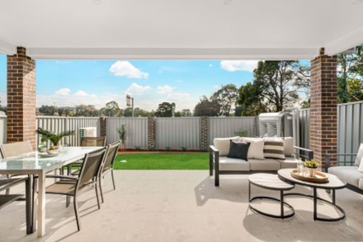15 Tibbey Glade, Minchinbury