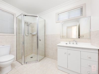 81 / 2 MacLeay Drive, Halekulani