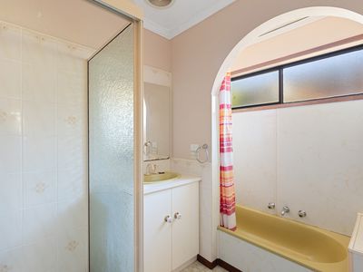 27 Redbank Road, Seymour