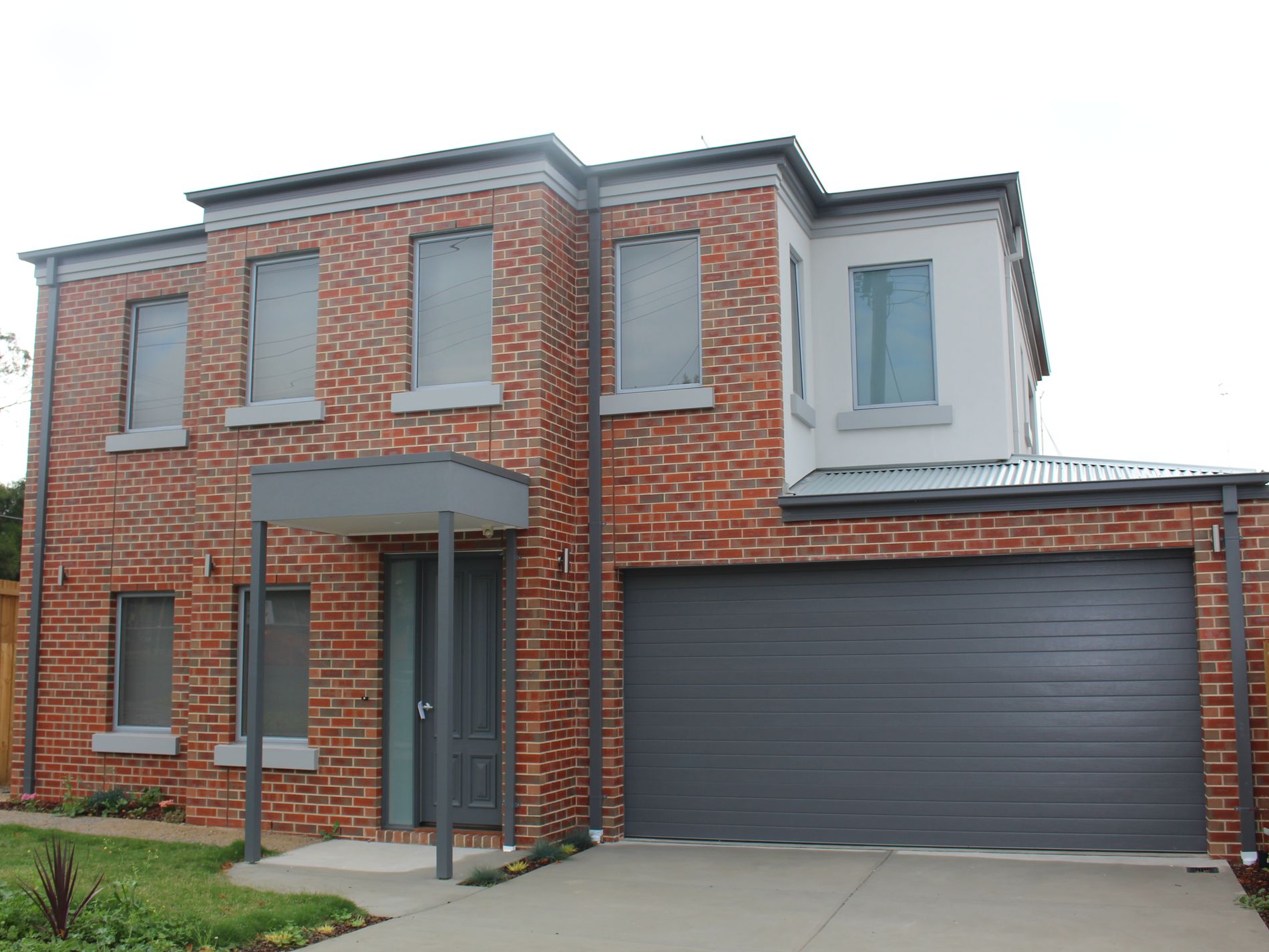 2 Holyrood Avenue, Newtown