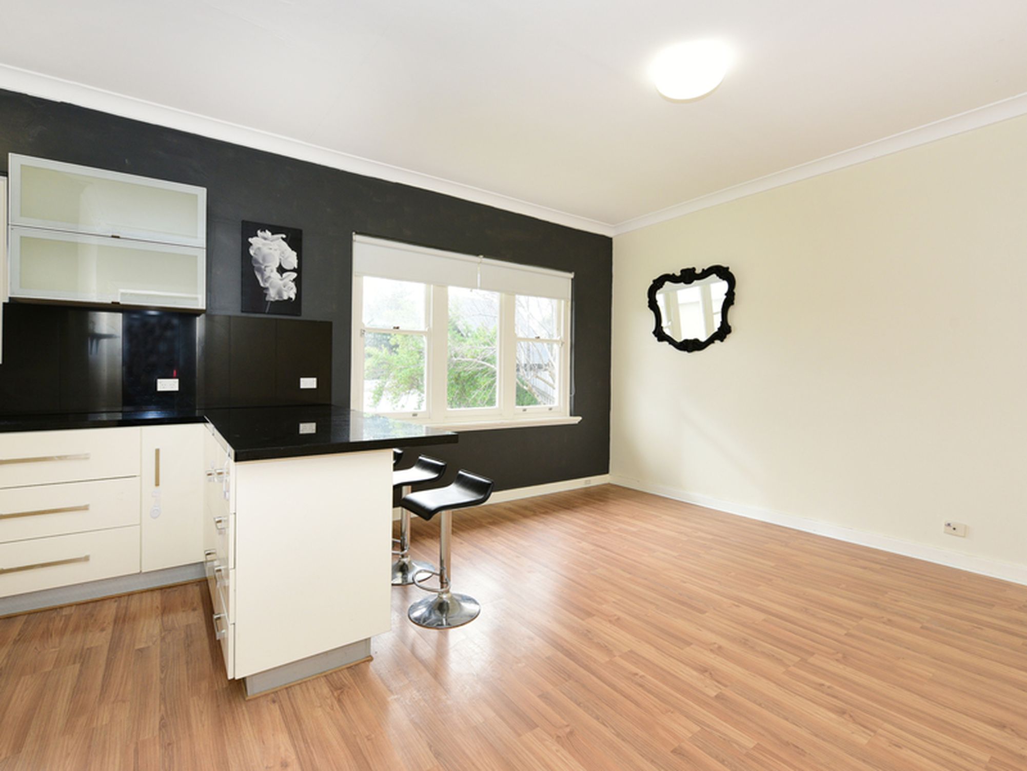 101 Gorge Road, Paradise