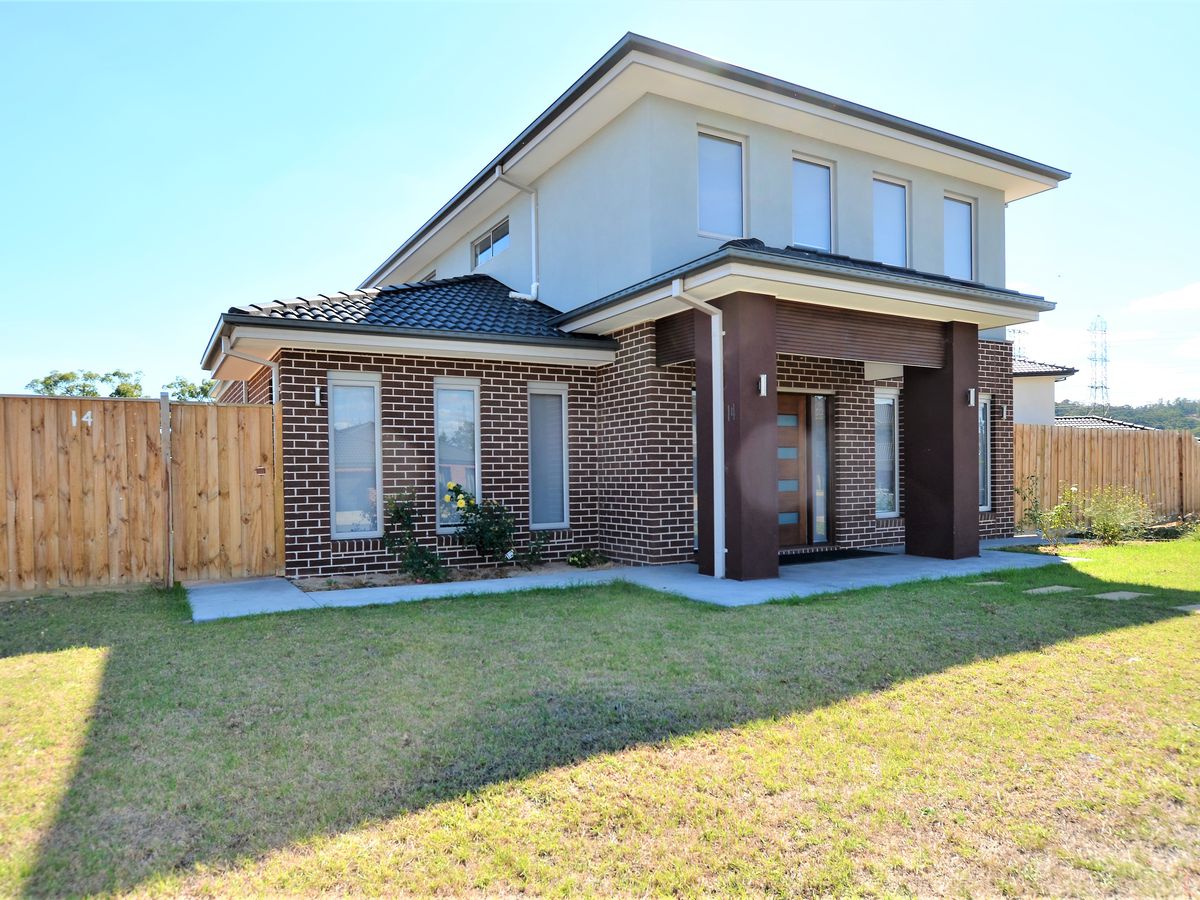 14 Chandra Close, Pakenham Grand Real Estate