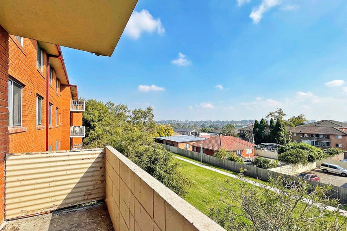 6 / 42 Fairmount Street, Lakemba