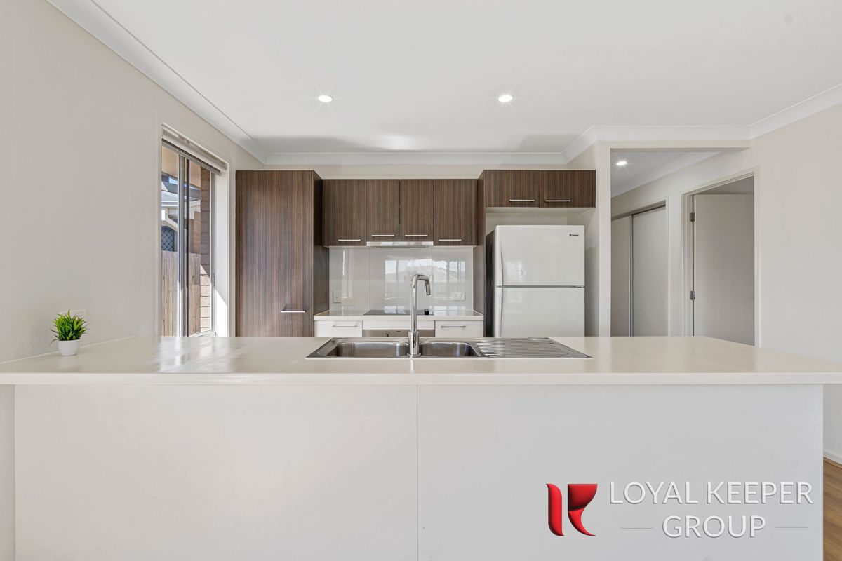 3 White Rock Drive, Redbank Plains