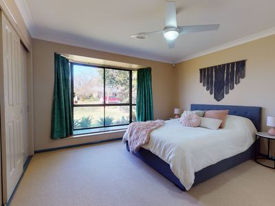 42 Eden Park Avenue, Dubbo