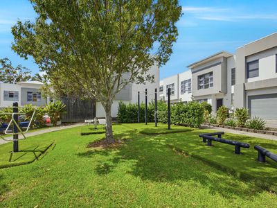 17 / 20 Careel Close, Helensvale