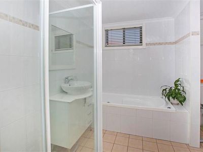 1 / 17 Urunga Parade, Wollongong