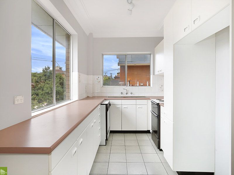 3 / 52 Church Street, Wollongong