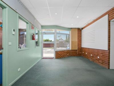 66 Charles Street, Newcomb