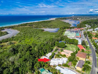 4 / 3 Bindaree Way, Ocean Shores