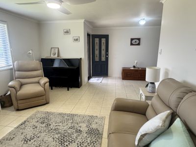 2 / 10 Summers Court, Kingaroy
