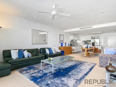 2205 / 2 Ephraim Island Parade, Paradise Point