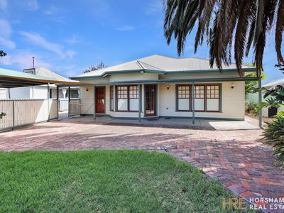 14 Bowden Street, Horsham