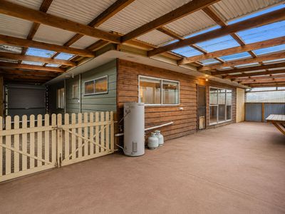 8 Fourth Avenue, Dodges Ferry