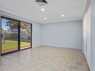 18 Robertson Street, West Lamington