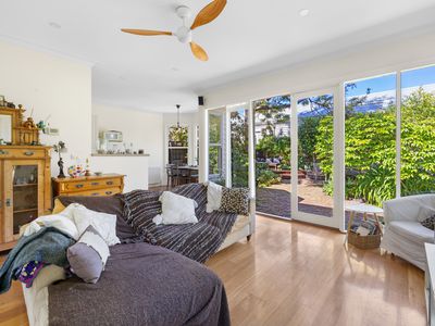 19 Railway Crescent, Williamstown