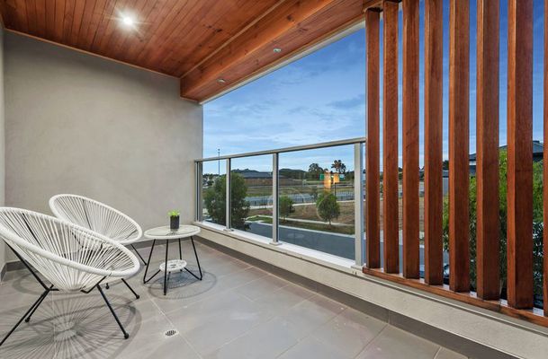 7 Naxos Road, Greenvale