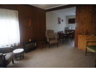 4 / 5 Smith Street, Horsham