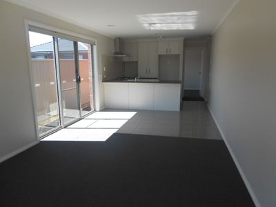 5 Tristan Drive, Sebastopol