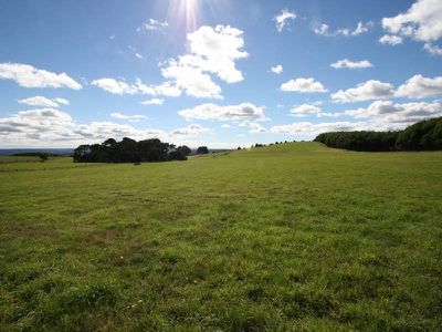 226 Hursts Road, Lileah