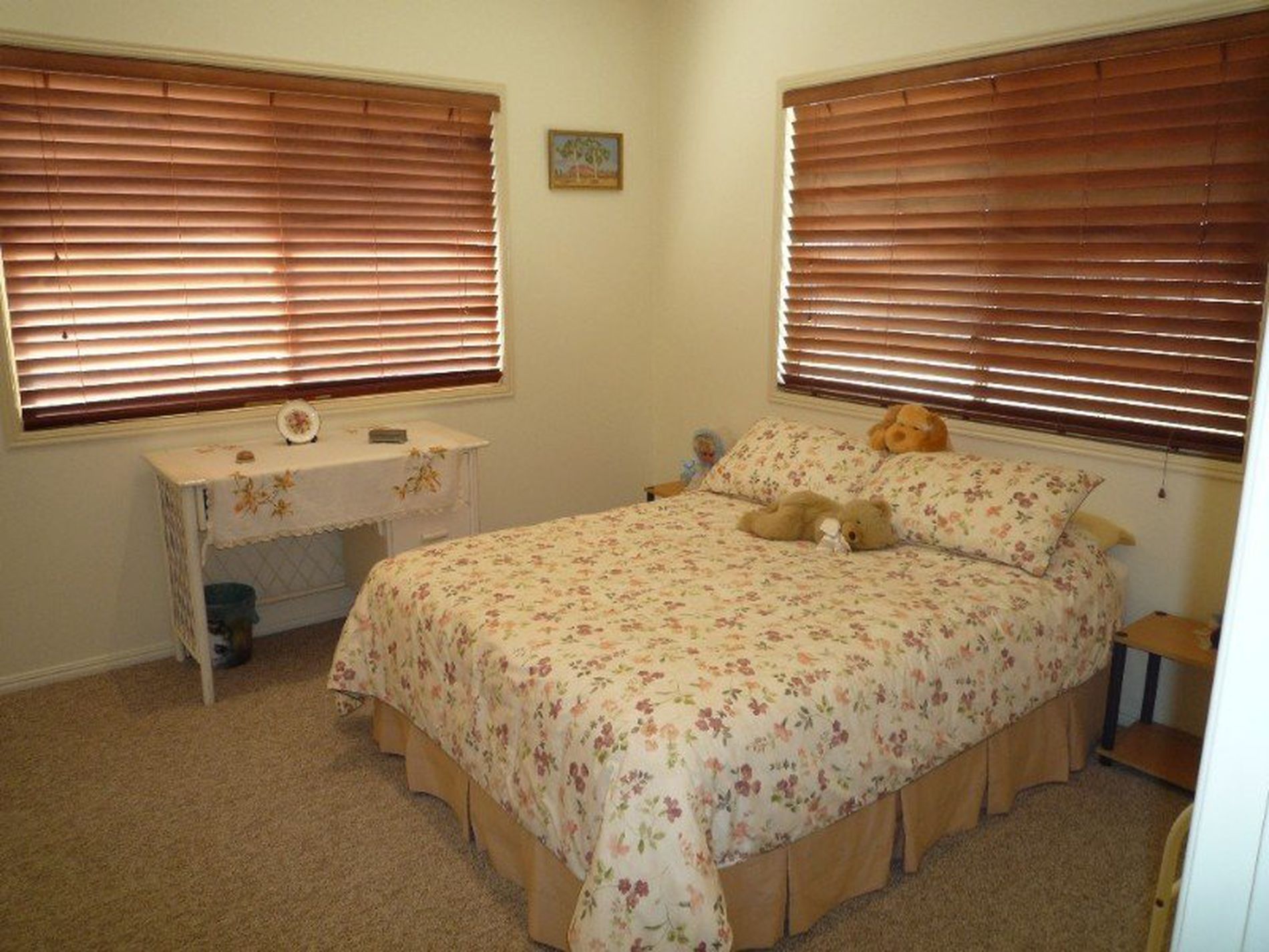 40 First Avenue, Woodgate