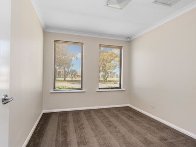 21 Henderson Drive, Somerville