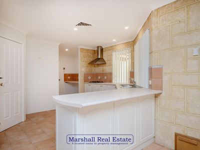 26 Tableland Way, Carramar