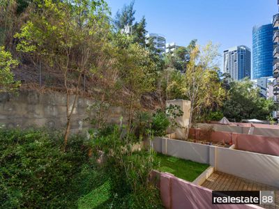 49 / 122 Mounts Bay Road, Perth